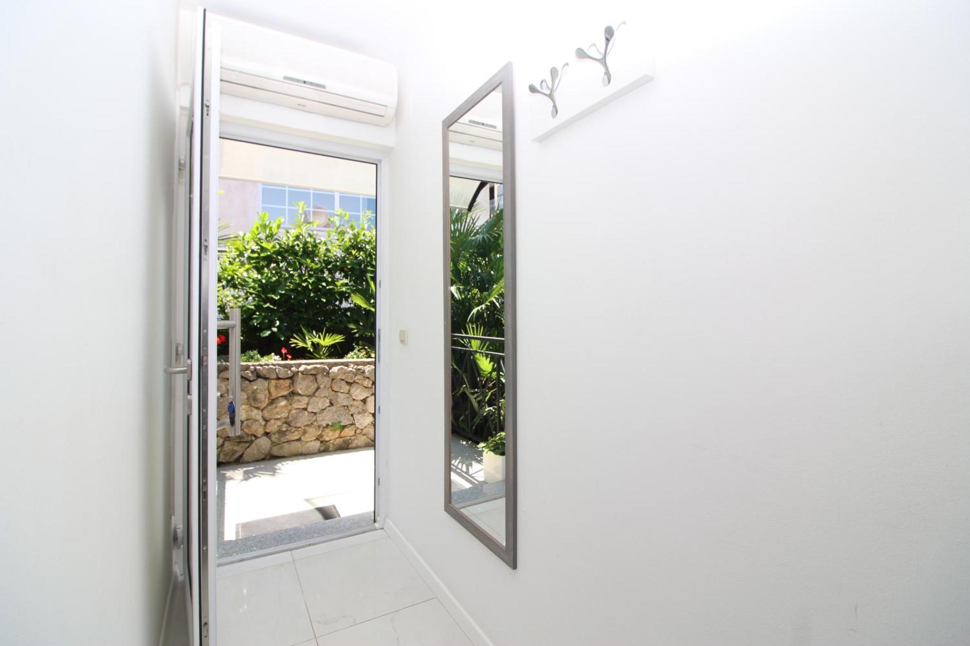 Apartments Seccareccia Opatija Oda fotoğraf